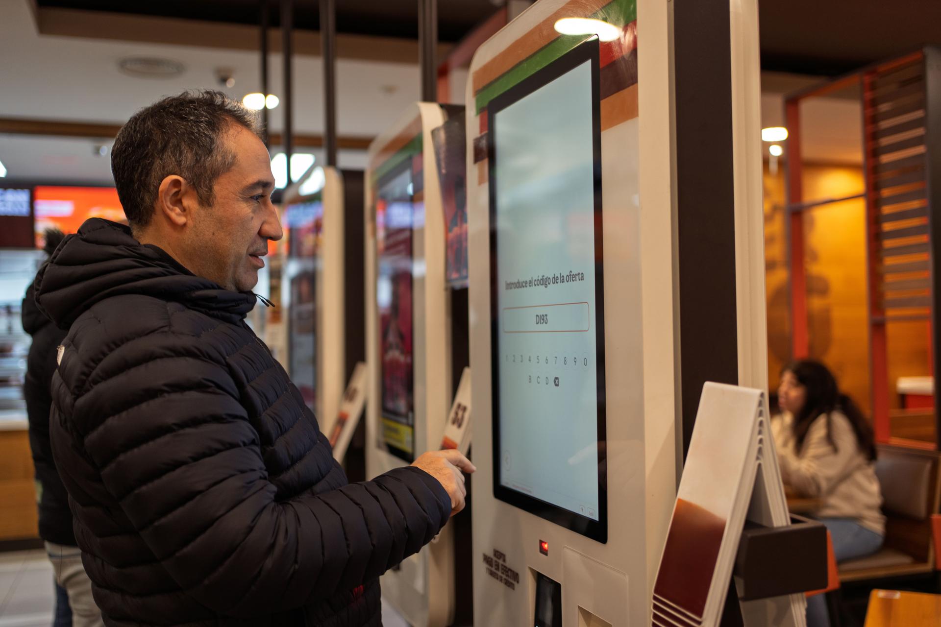 Como implantar um totem de autoatendimento no restaurante