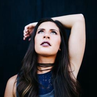 Lara Lourdes 